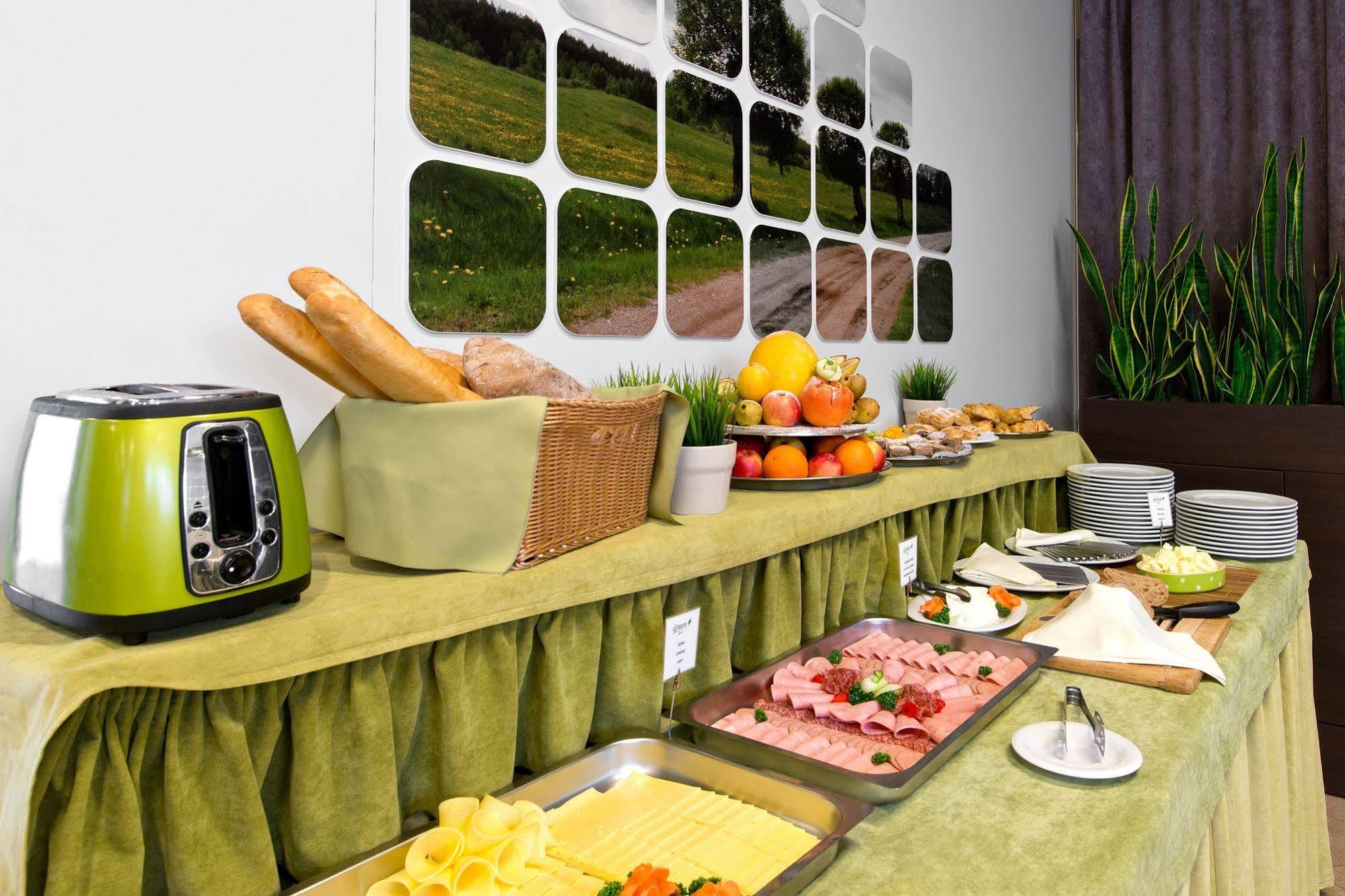 Green Vilnius Hotel Exterior photo